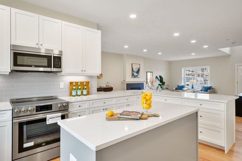 Condominium in Sandown NH 53 Driftwood Circle #20.jpg