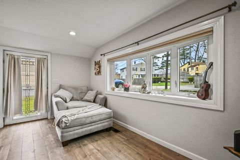 Single Family Residence in Salem NH 8 Hitty Road 3.jpg