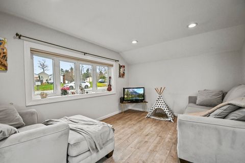 Single Family Residence in Salem NH 8 Hitty Road 4.jpg