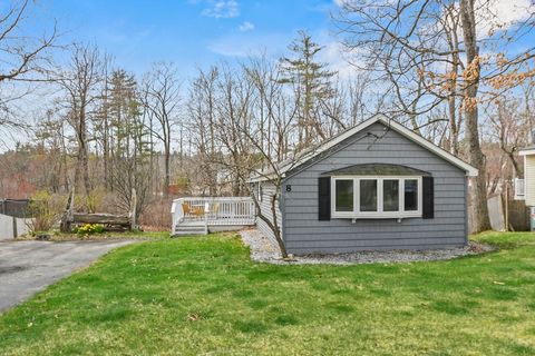 Single Family Residence in Salem NH 8 Hitty Road 1.jpg