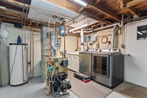 Single Family Residence in Salem NH 9 Maclarnon Rd 34.jpg