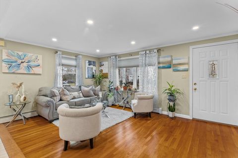 Single Family Residence in Salem NH 9 Maclarnon Rd 20.jpg