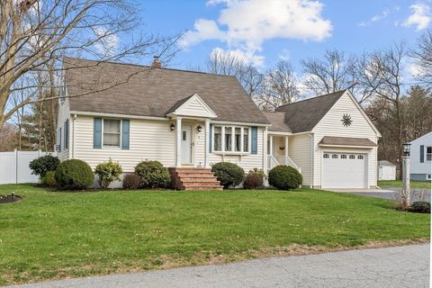 Single Family Residence in Salem NH 9 Maclarnon Rd 41.jpg