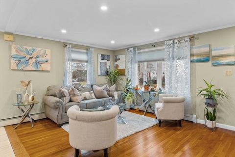 Single Family Residence in Salem NH 9 Maclarnon Rd 21.jpg