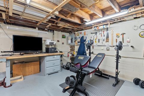 Single Family Residence in Salem NH 9 Maclarnon Rd 33.jpg