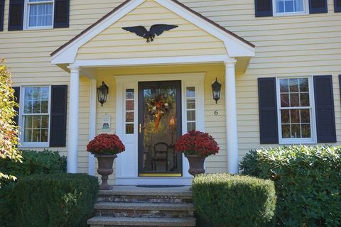 Single Family Residence in Brookline NH 6 Flint Meadow Dr.jpg