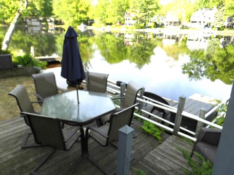 Single Family Residence in Salem NH 55 A Millville Cir 22.jpg