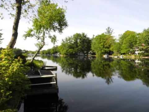 Single Family Residence in Salem NH 55 A Millville Cir 27.jpg