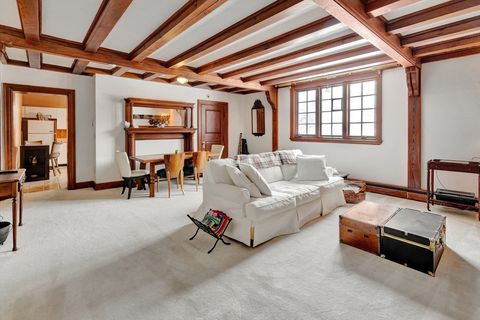 Condominium in Salem NH 80 Pond St #4 21.jpg