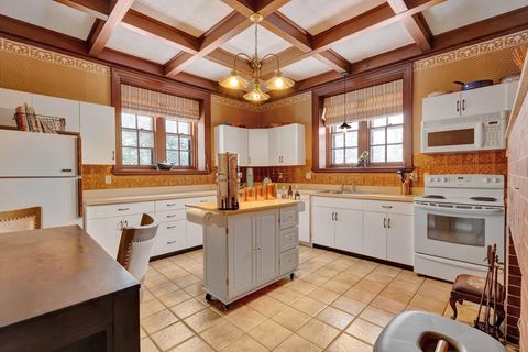 Condominium in Salem NH 80 Pond St #4 17.jpg