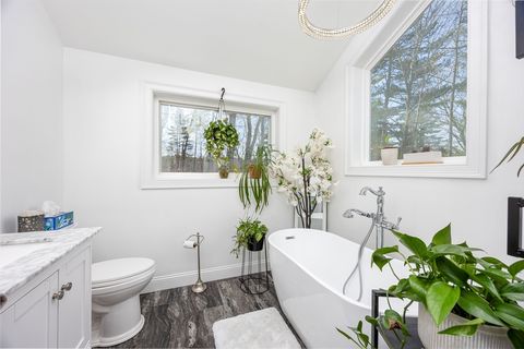 Single Family Residence in Hampstead NH 20 Bailey Shore 26.jpg