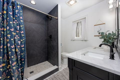 Single Family Residence in Hampstead NH 20 Bailey Shore 22.jpg