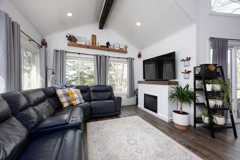 Single Family Residence in Hampstead NH 20 Bailey Shore 7.jpg