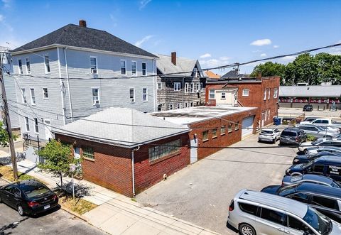  in New Bedford MA 272 Sawyer St.jpg