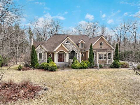 Single Family Residence in Windham NH 7 Buckhide Rd.jpg
