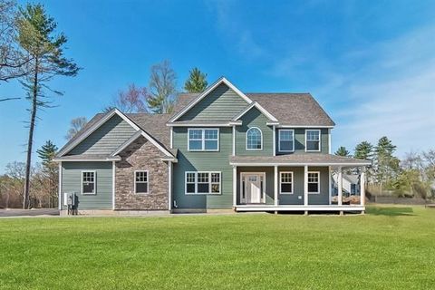Single Family Residence in Pelham NH 6 Carmel Rd.jpg