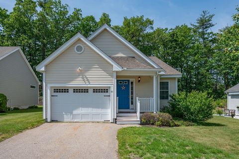 Single Family Residence in Dover NH 21 Cielo Drive.jpg
