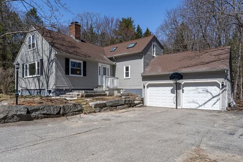 Single Family Residence in Antrim NH 5 Gregg Lake.jpg