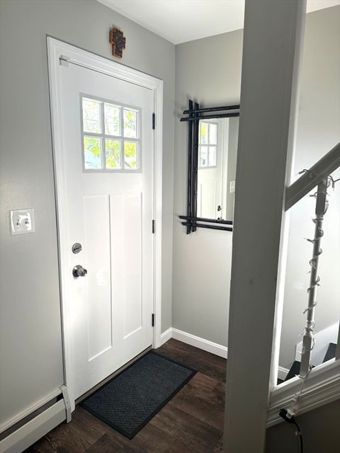 Single Family Residence in Goffstown NH 28 Higgins Street 8.jpg