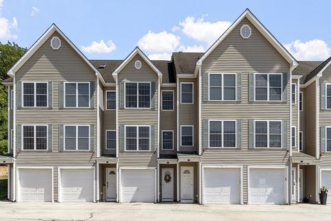 Condominium in Hudson NH 21 Tammy #A.jpg