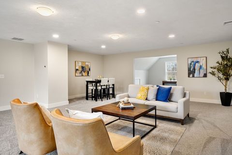 Condominium in Sandown NH 23 Brightstone Way #18.jpg
