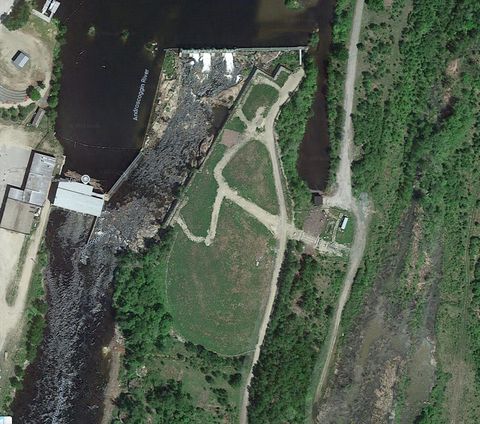Unimproved Land in Berlin NH 0 Off Bridge St.jpg