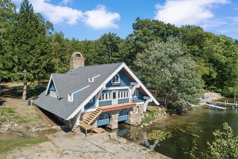Single Family Residence in Moultonborough NH 62 Boathouse Road.jpg