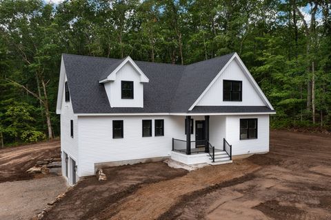 Single Family Residence in Hampstead NH 93 Stage Rd.jpg