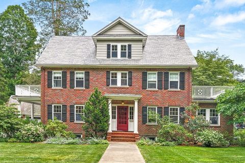 Single Family Residence in Winchester MA 34 Rangeley Road.jpg