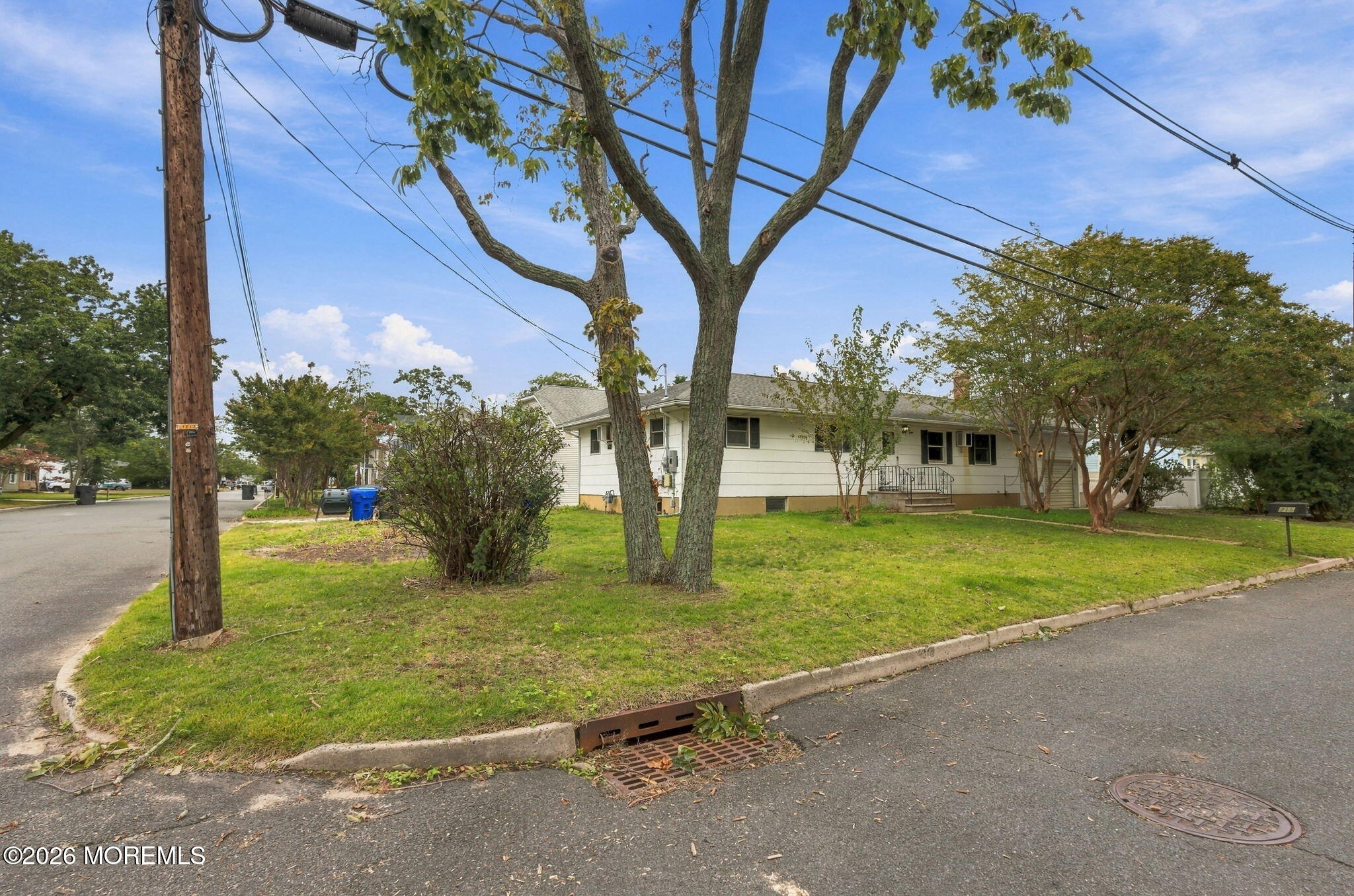 215 Huxley Dr, Brick, NJ 08723 photo