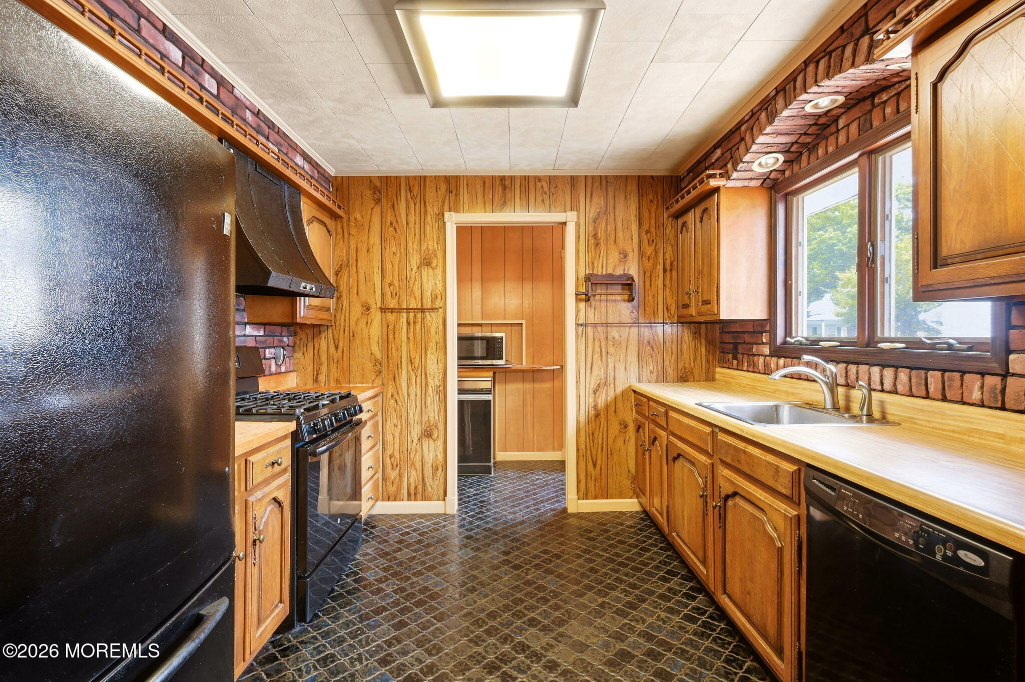 215 Huxley Dr, Brick, NJ 08723 photo
