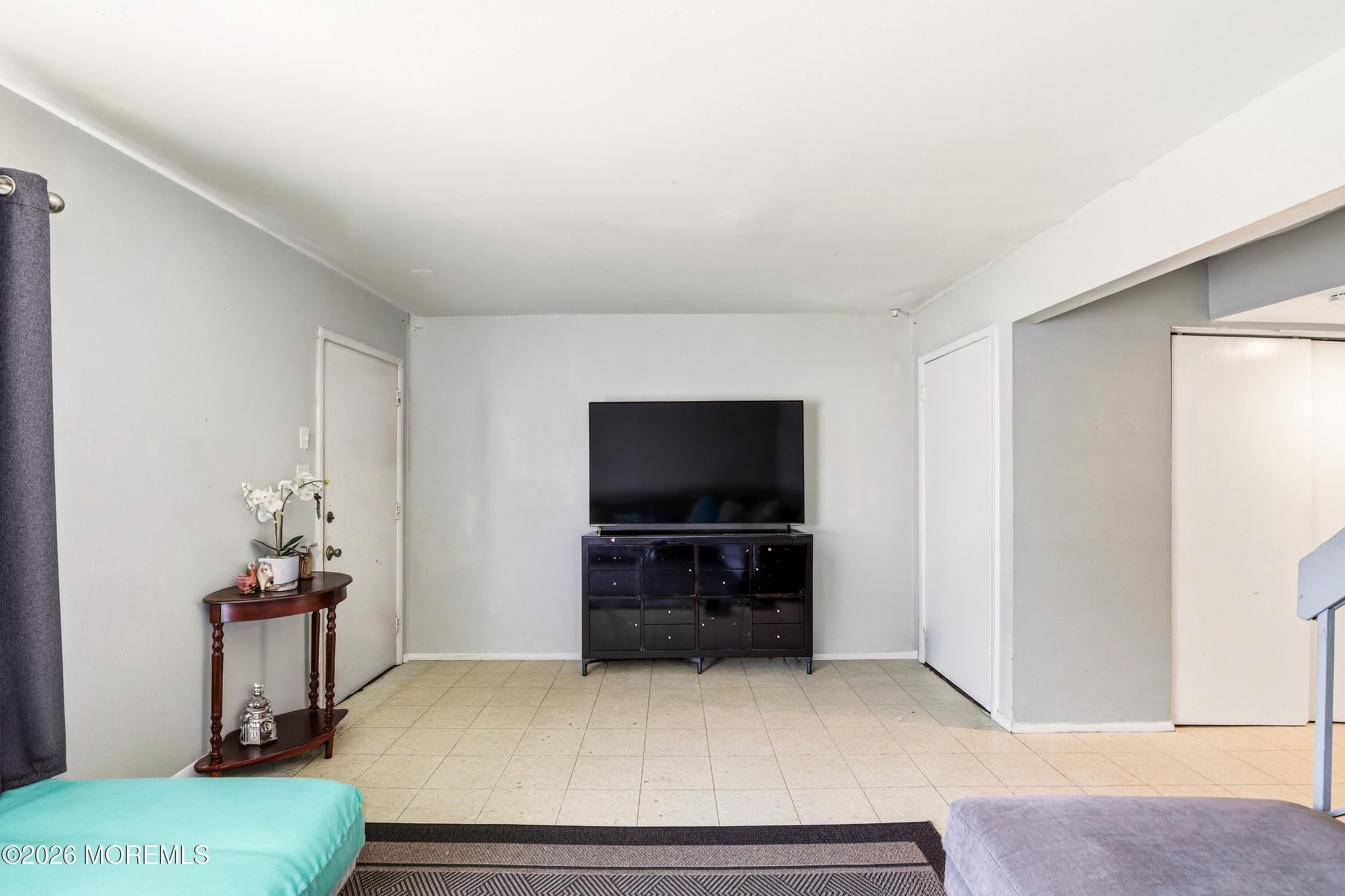 111 Williamsburg Ln, Lakewood, NJ 08701 photo