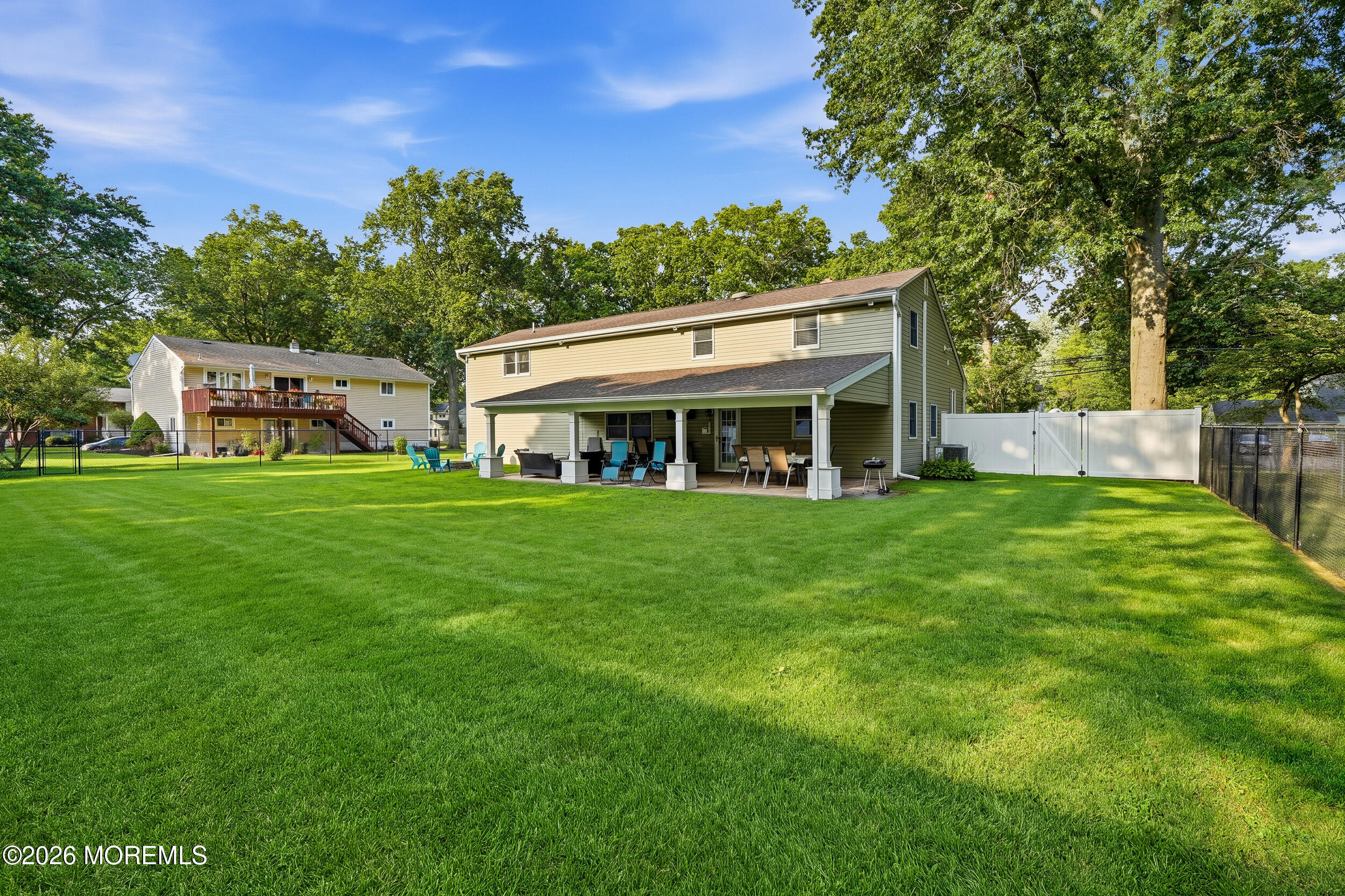 14 Lynn Dr, Ocean Twp, NJ 07712 photo