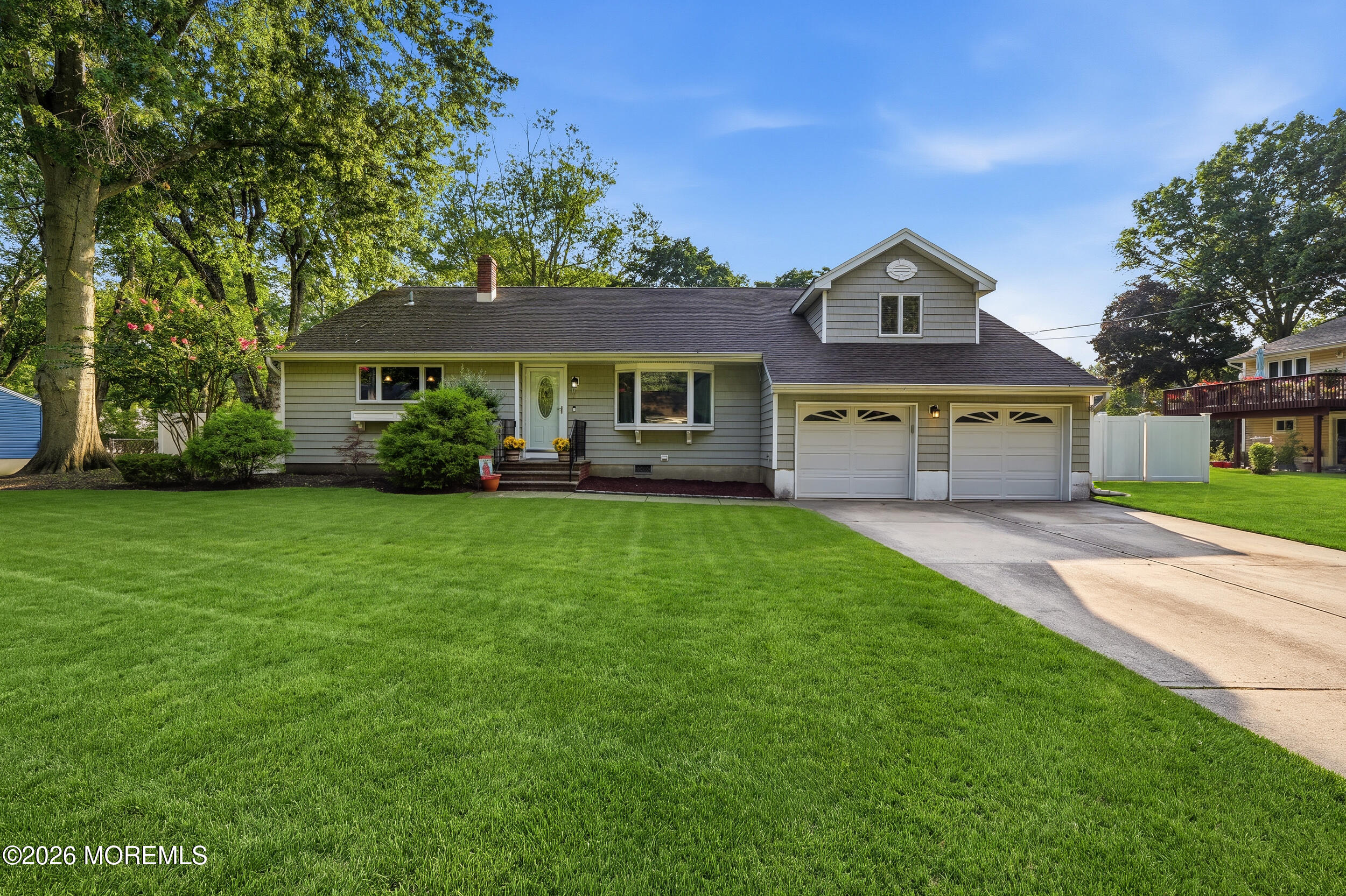 14 Lynn Dr, Ocean Twp, NJ 07712