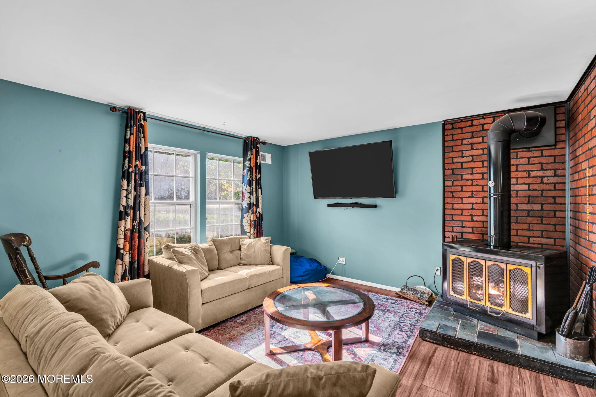 6 Riverwood Ct, Toms River, NJ 08757 photo