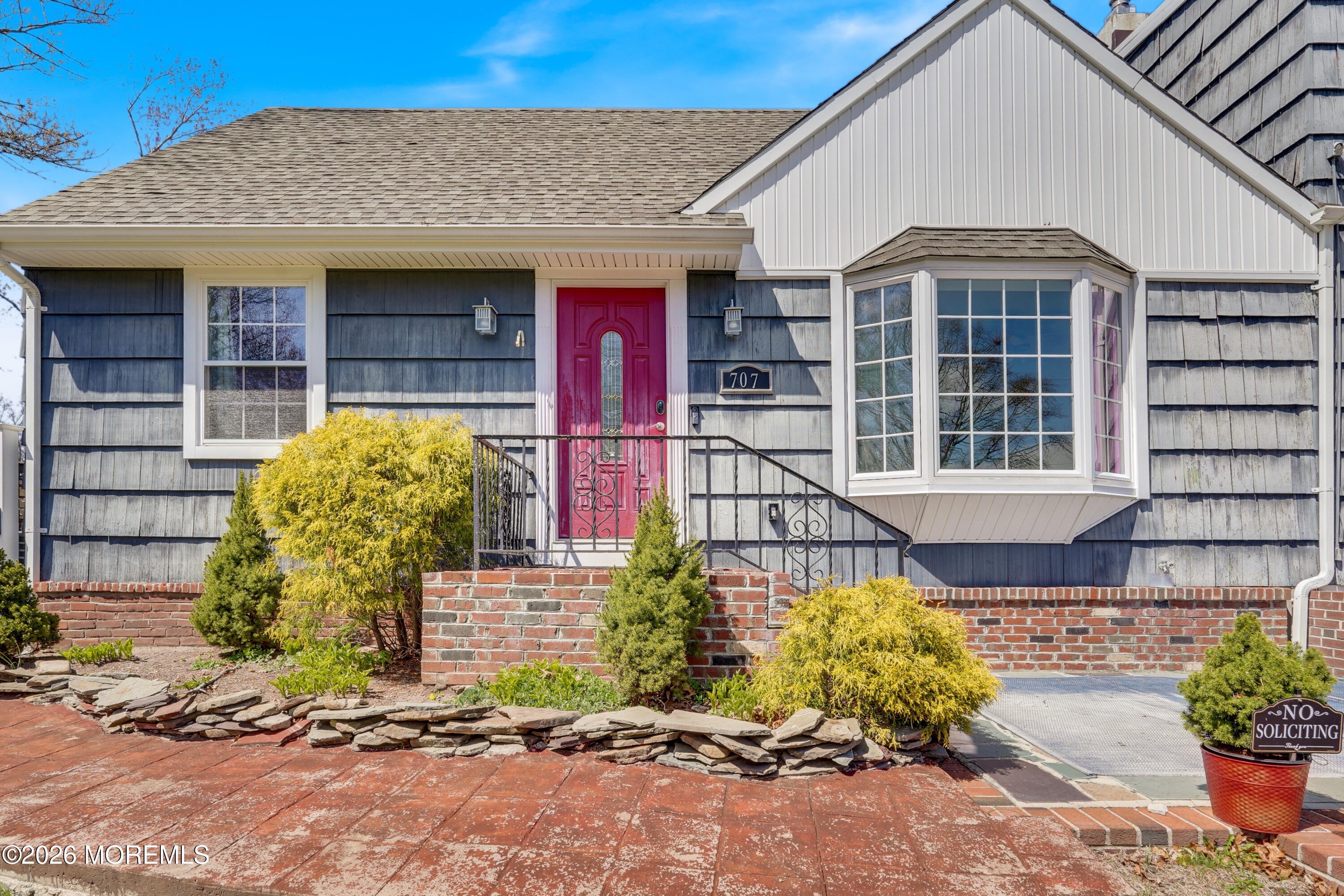 707 Prospect Pl, Neptune Township, NJ 07753 photo