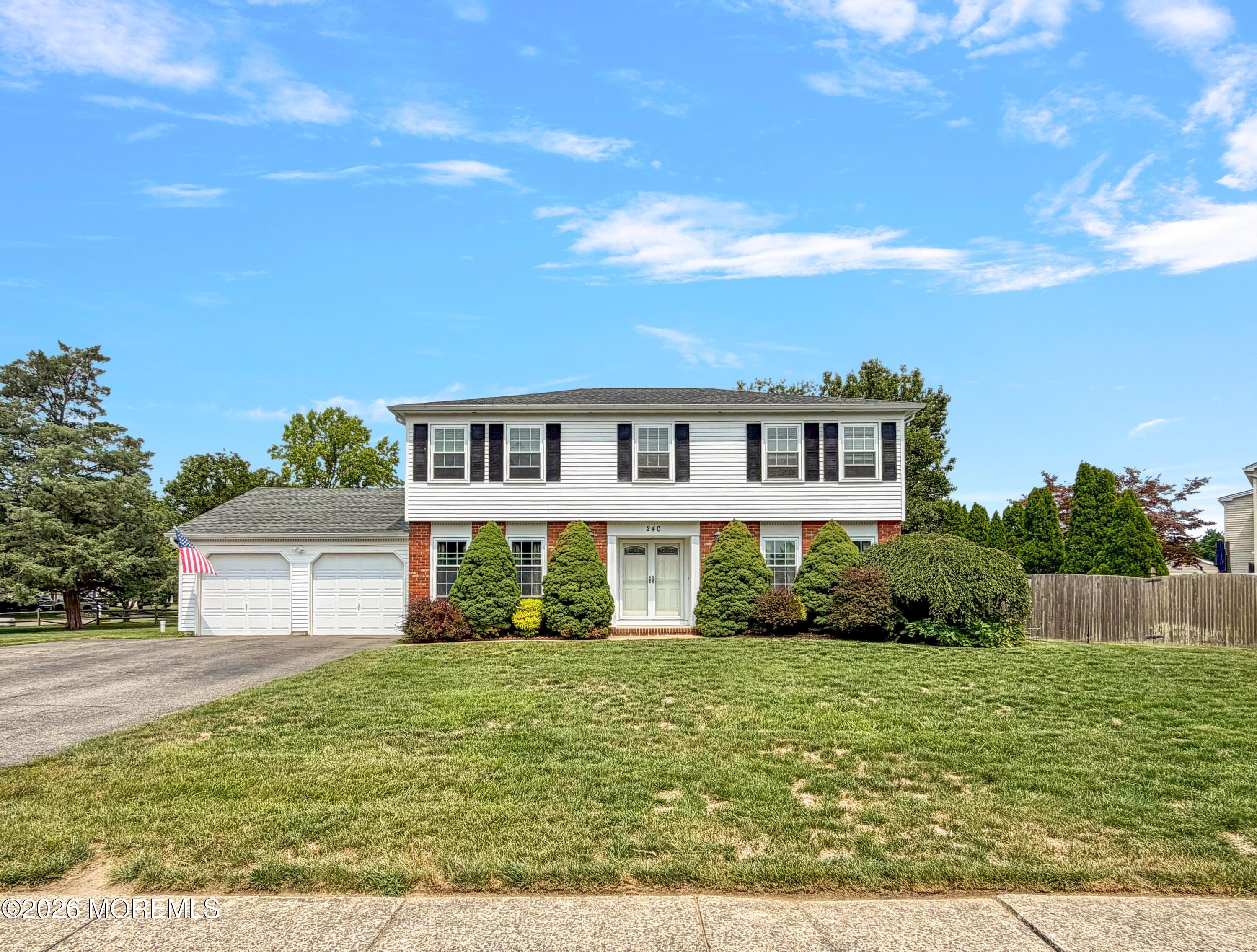 240 Constitution Ave, Toms River, NJ 08753