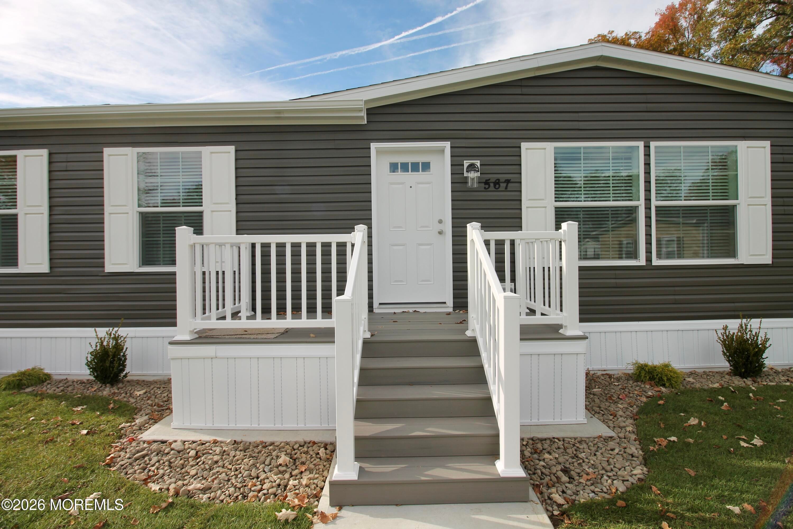 567 Sara Dr, Freehold, NJ 07728 photo