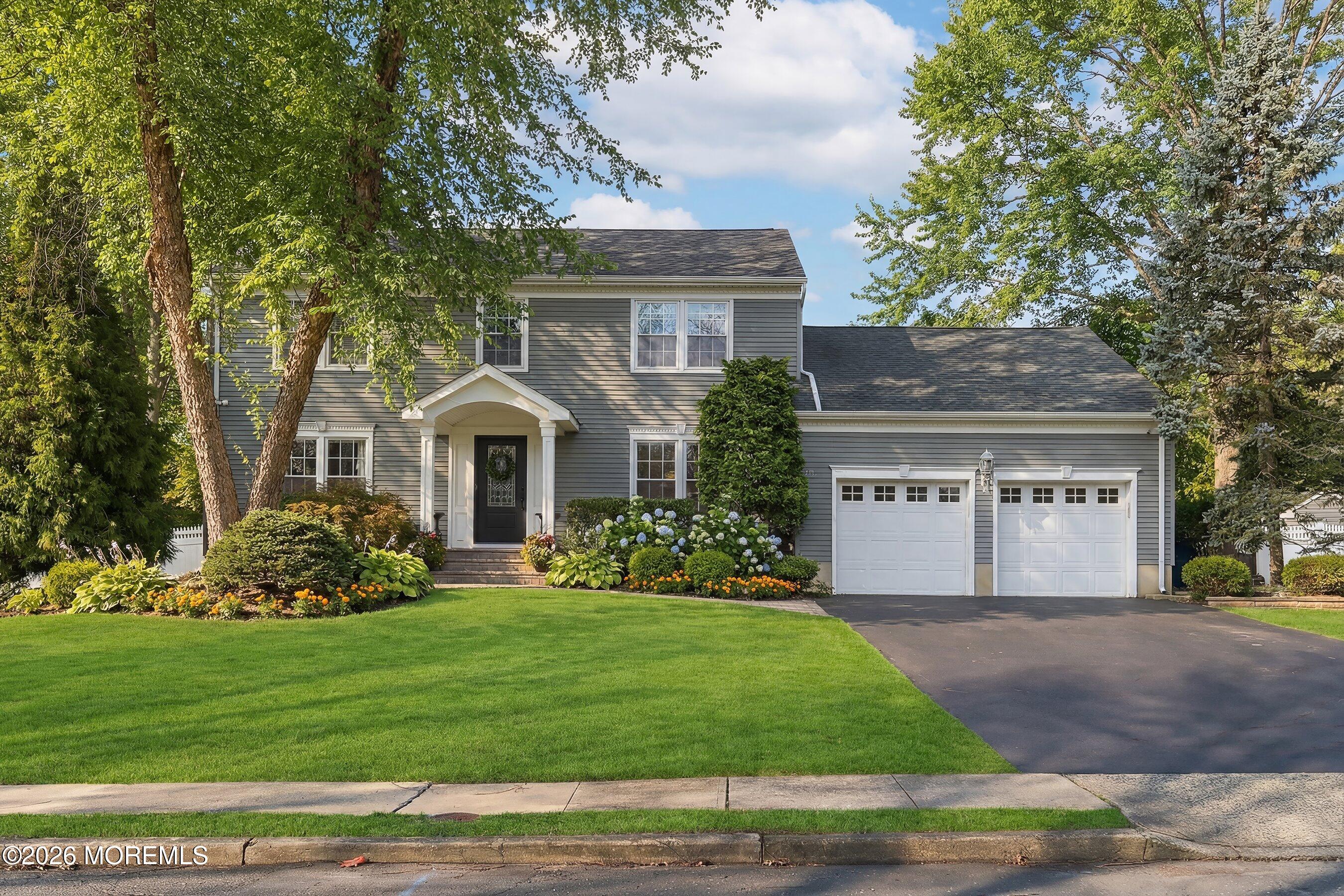 218 Michael Dr, Red Bank, NJ 07701
