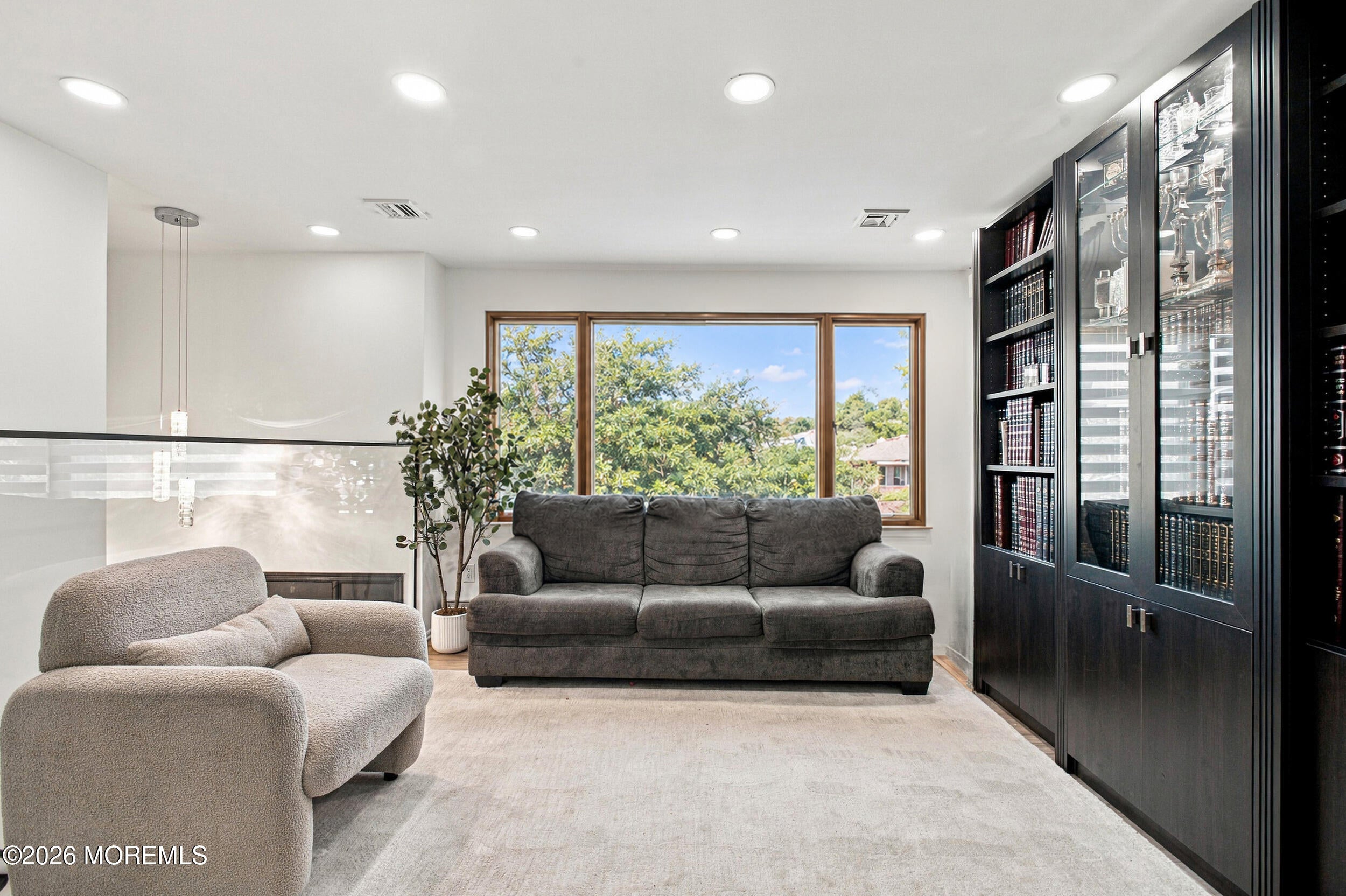 129 Miller Rd, Lakewood, NJ 08701 photo