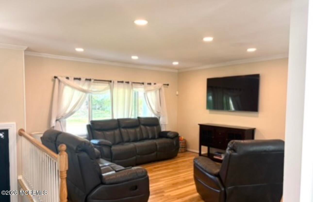 29 Greenleaf Dr, Manalapan, NJ 07726 photo