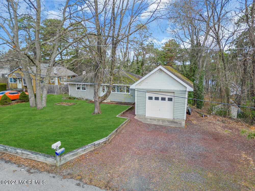 1517 Monmouth Ave, Toms River, NJ 08757 photo