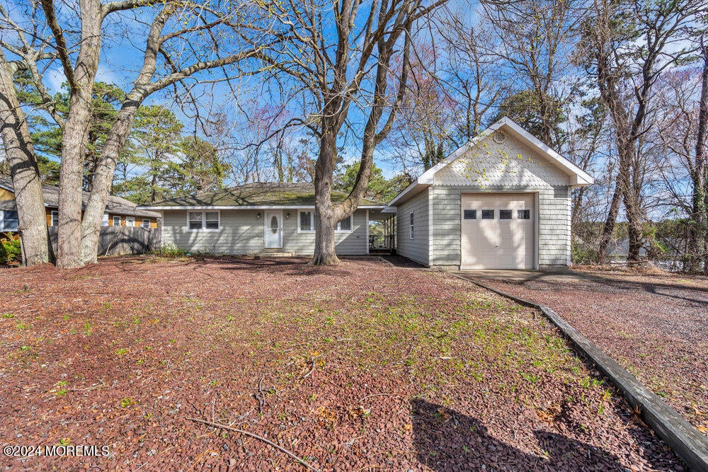1517 Monmouth Ave, Toms River, NJ 08757 photo