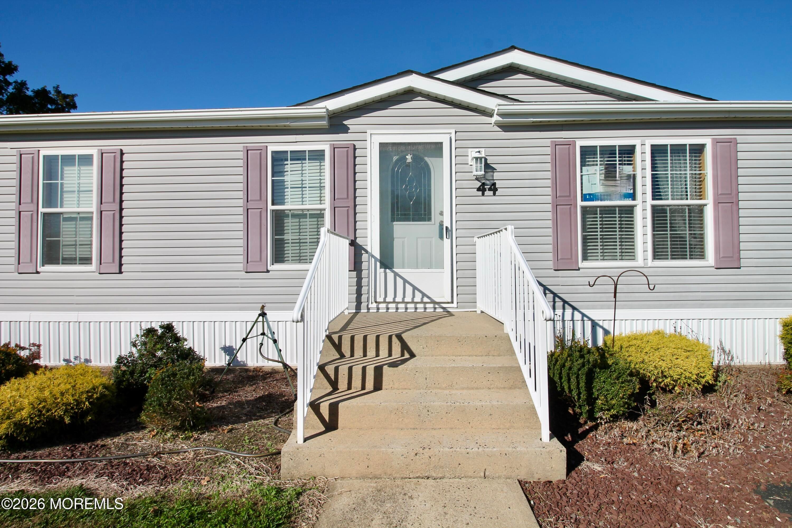 44 Silvermeade Dr, Freehold, NJ 07728 photo