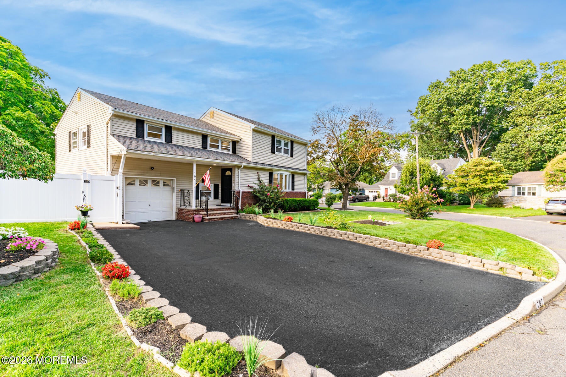 167 Crestview Dr, Middletown, NJ 07748 photo