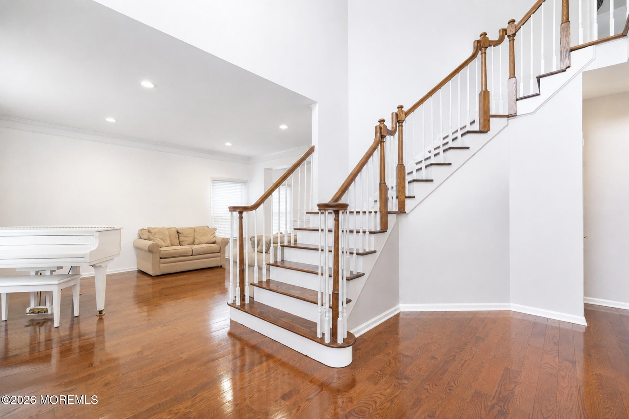 8 Alyssa Ln, Manalapan, NJ 07726 photo