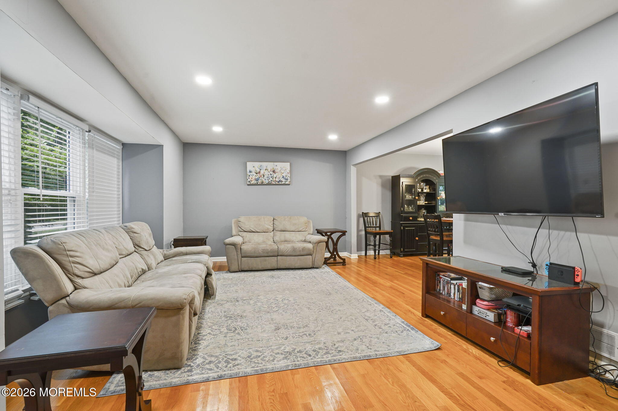 40 Eaglenest Rd, Freehold, NJ 07728 photo