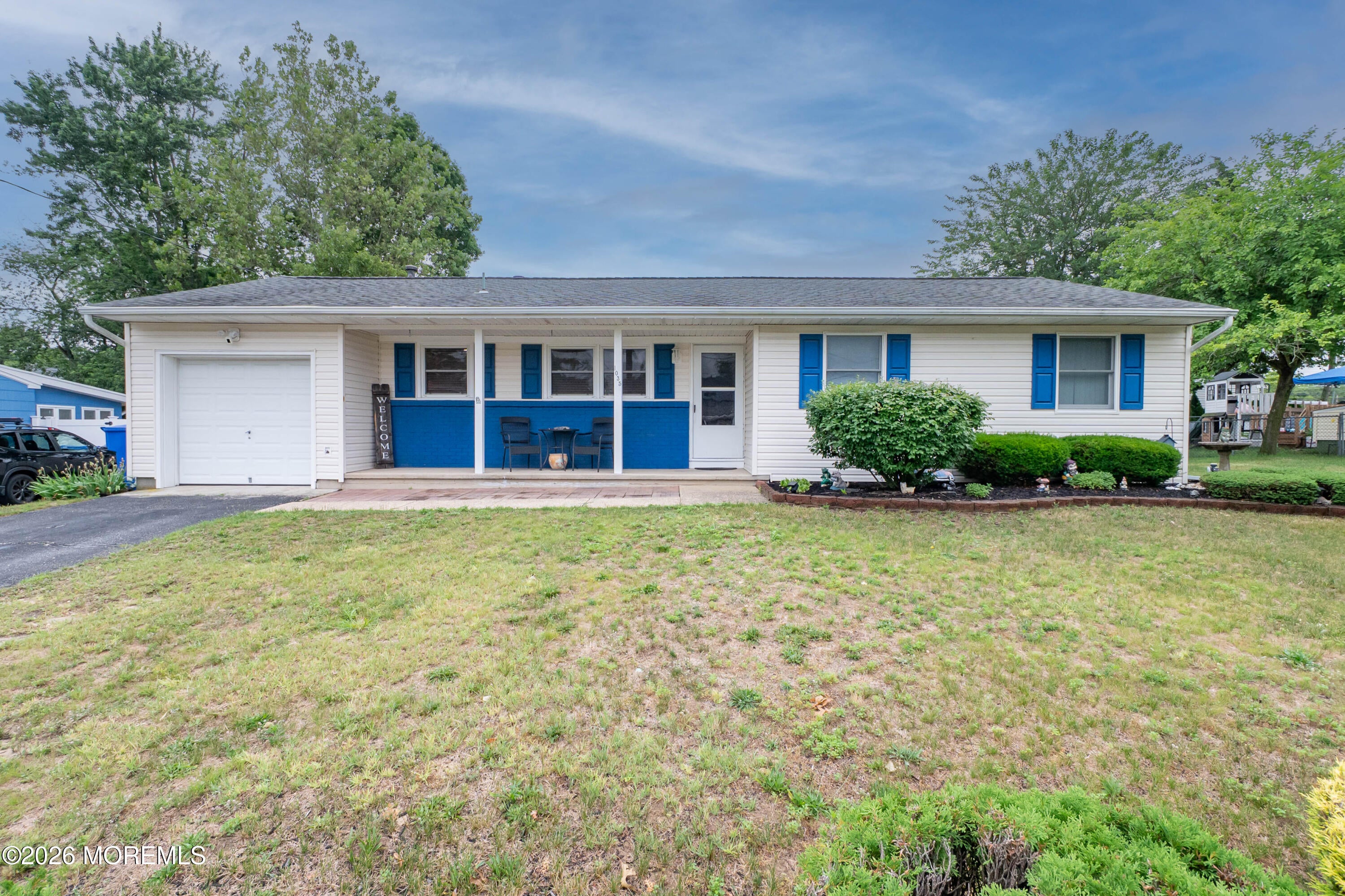 1035 Valley Stream Rd, Toms River, NJ 08753 photo