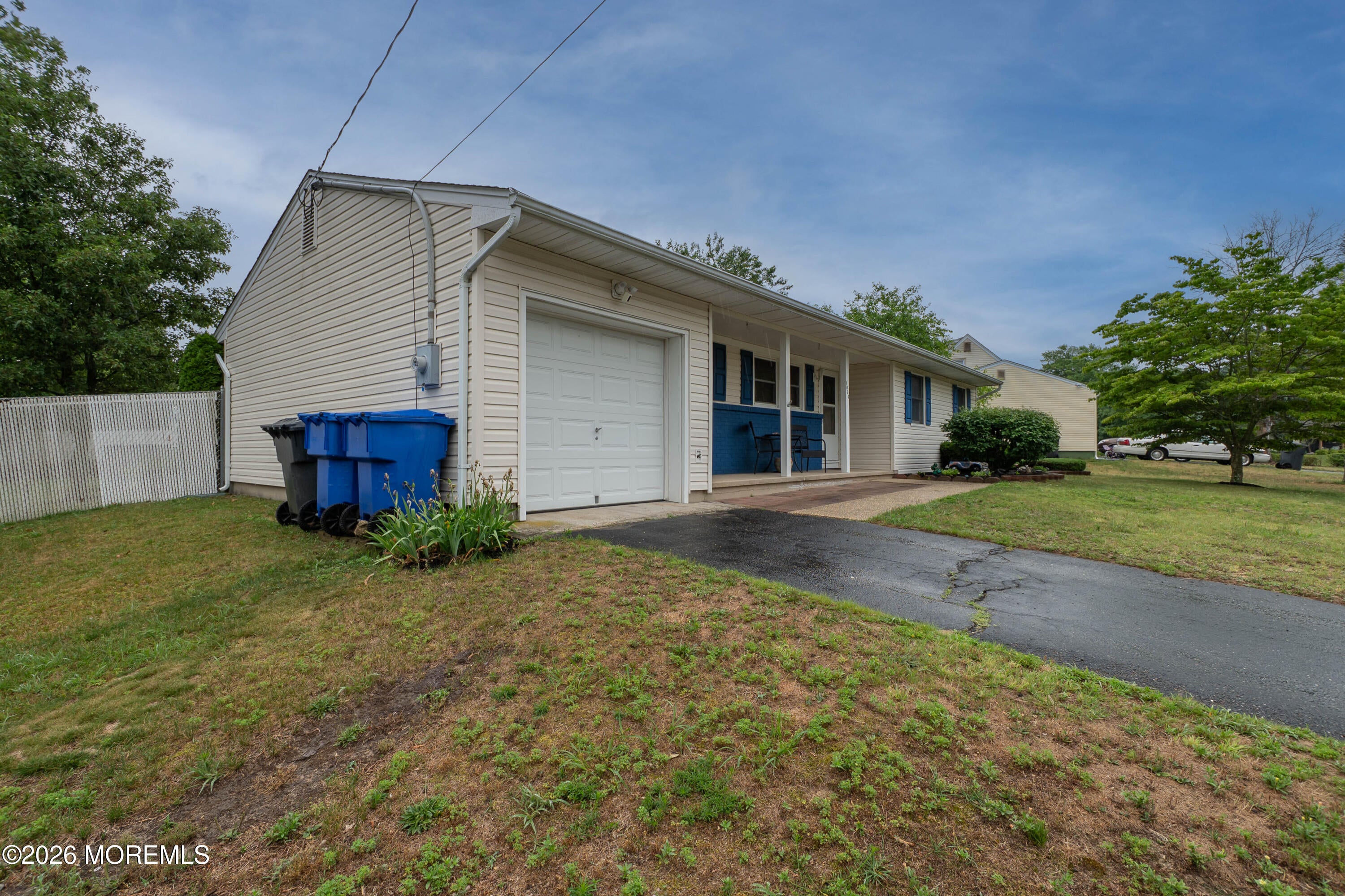 1035 Valley Stream Rd, Toms River, NJ 08753 photo