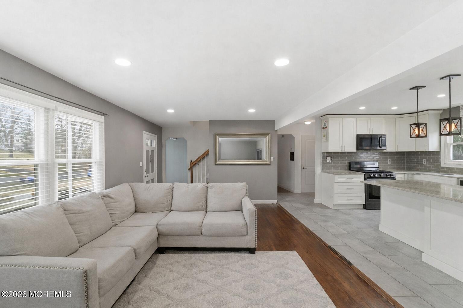 14 Juniper Ave, Manalapan, NJ 07726 photo